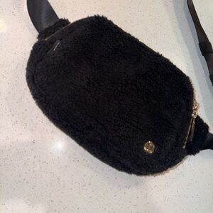Lululemon Sherpa Black Belt Bag with gold hardware